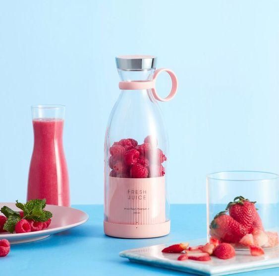 QuickBlend™ Travel Juicer – Rechargeable & Lightweight